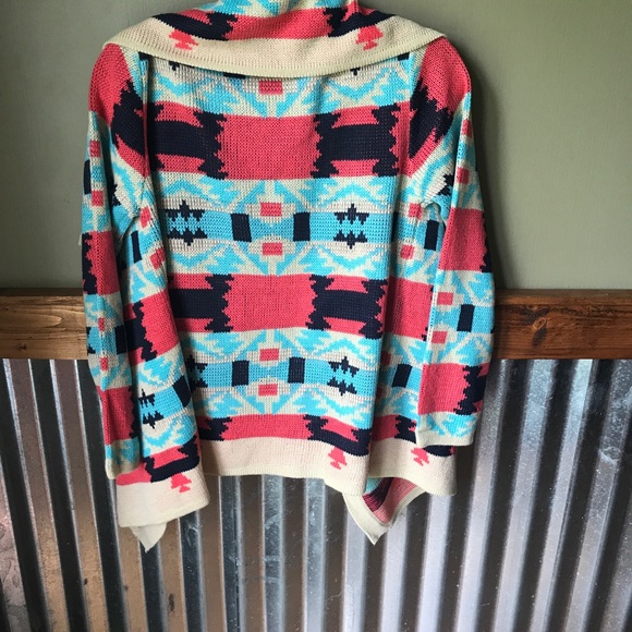 Kate Collection Aztec Cardigan Medium - Picture 3 of 4